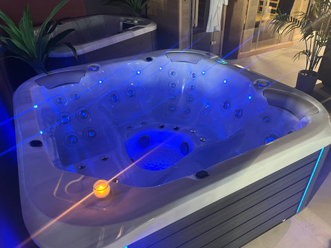 Jacuzzi S-550™ | Minipiscina Idromassaggio 5 Posti