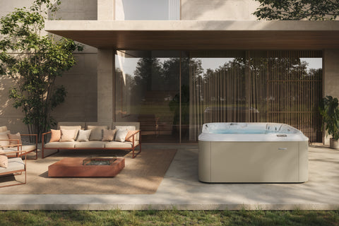 Minipiscina Idromassaggio Jacuzzi® OMNIA™ 6 Posti con Getti PowerPro®, Cromoterapia e Sistema UV-C