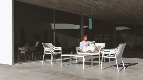 Set salotto da giardino Vondom Spritz – divano 2 posti, 2 poltroncine e tavolino basso | Design moderno per esterni
